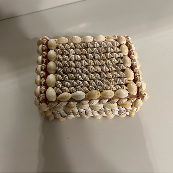 Two Shell Trinket Boxes - Picture 2 of 11